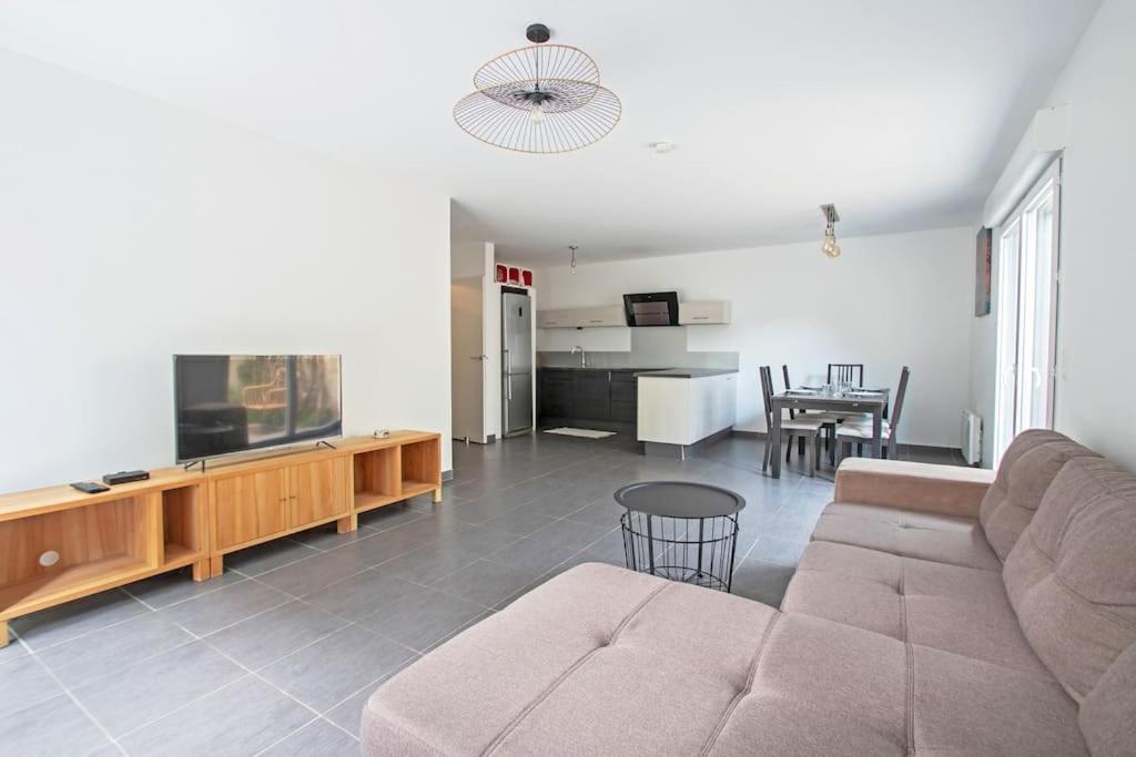 Le P'Tit Rimbaud, 6 Pers, Parking Prive, Jardin,Wifi Apartamento Montpellier Exterior foto